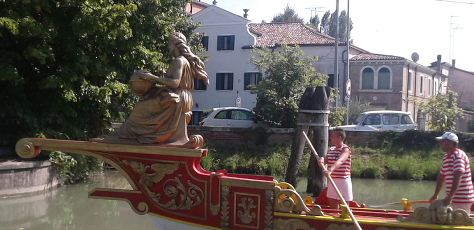 regata storica di fronte a Villa Trotter